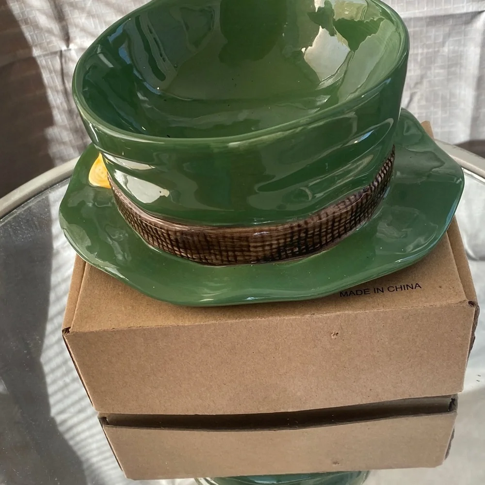 Festive Green Ceramic Hat Bowl with Gold Accents